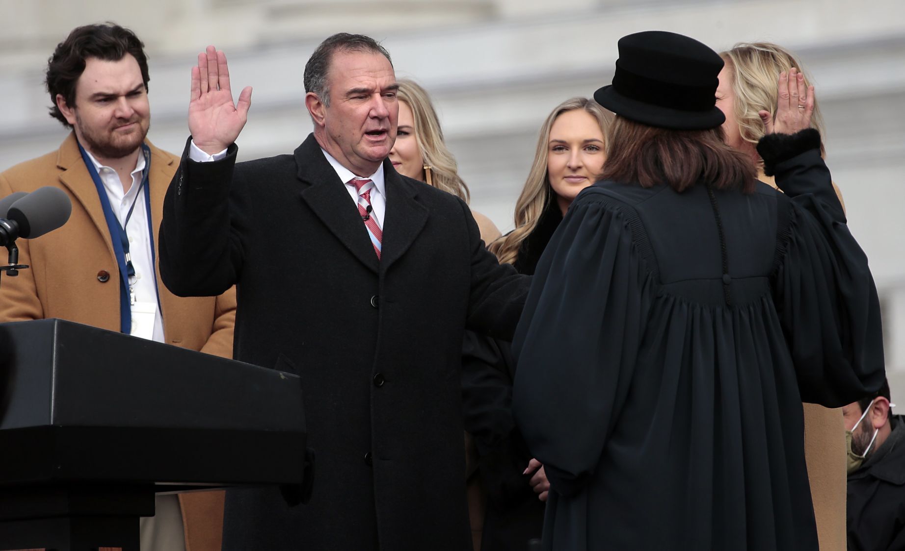 State leaders sworn-in at Bicentennial Inauguration